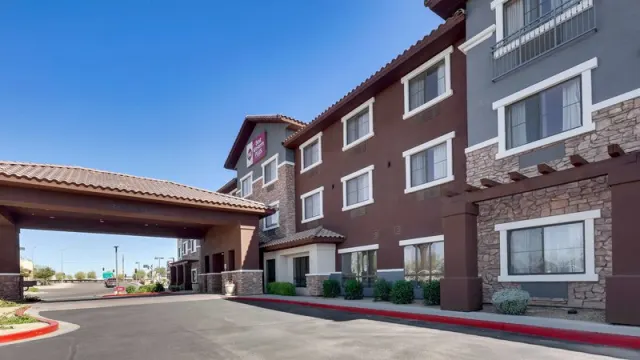 Best Western Plus Surprise-Phoenix NW - photo 2