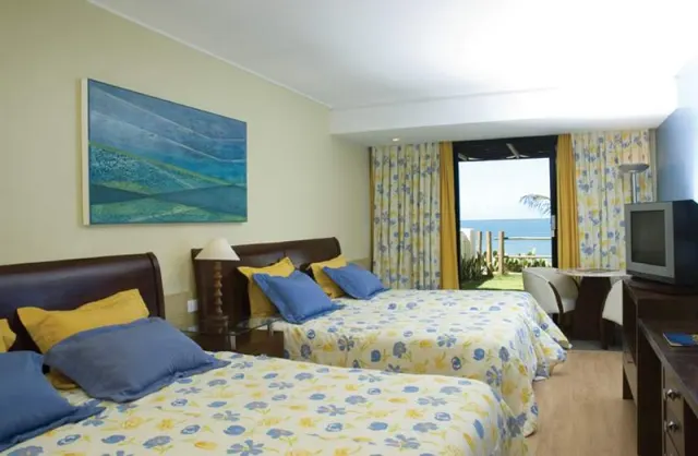 Ocean Palace Beach Resort & Bungalows - photo 4