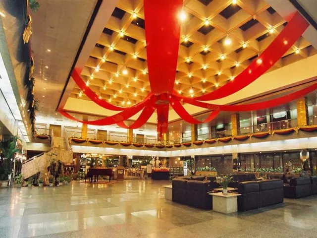 Grand Link Hotel - photo 2