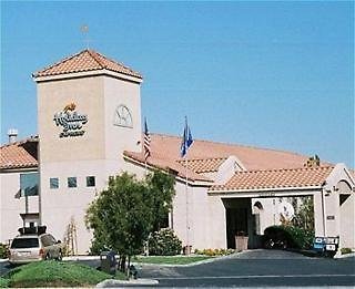 Holiday Inn Express & Suites Barstow - foto 3