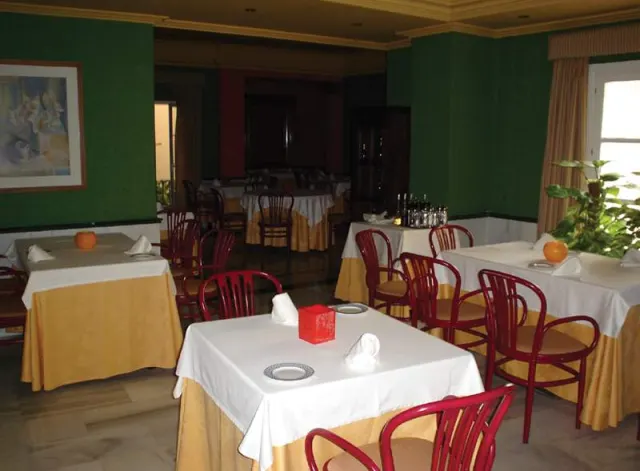 Hotel Plaza Cavana - photo 3