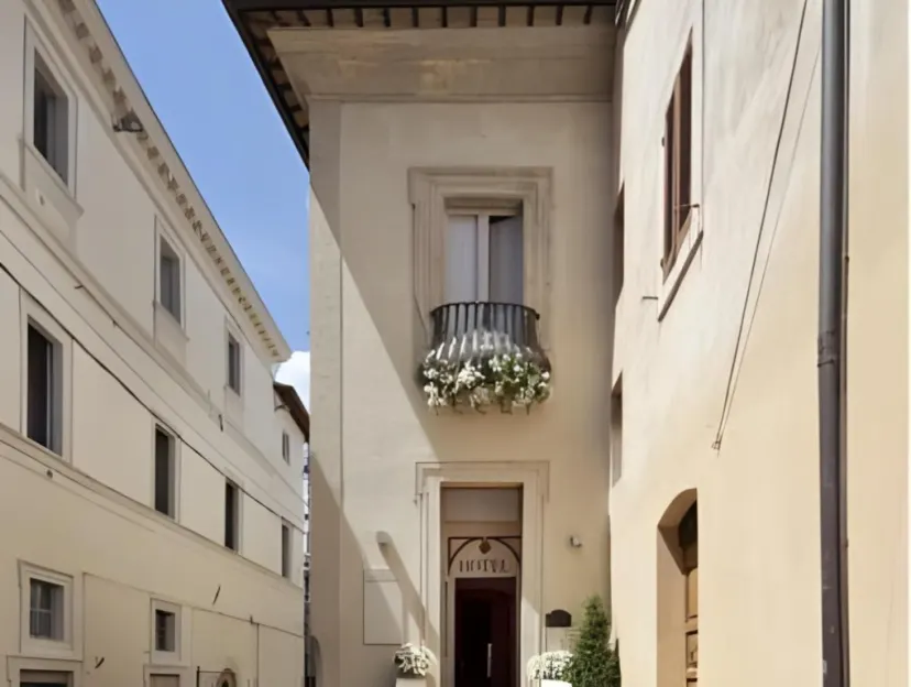 Hotel Degli Affreschi - foto 1