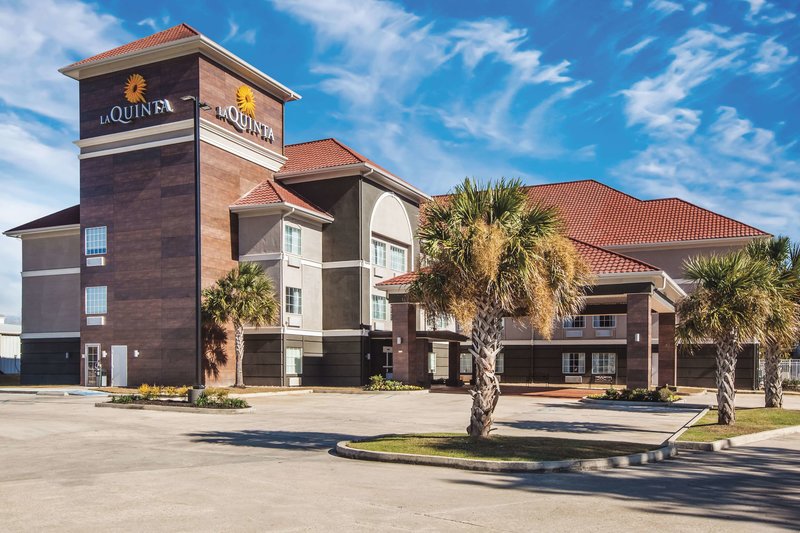 La Quinta Inn & Suites by Wyndham Walker - Denham Springs - photo 1