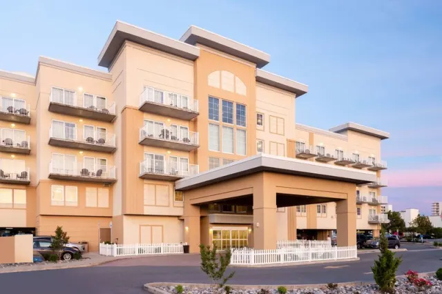 La Quinta Inn  Suites by Wyndham Ocean City - photo 3
