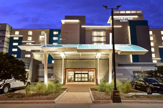 DoubleTree by Hilton Virginia Beach Oceanfront South, Virginia