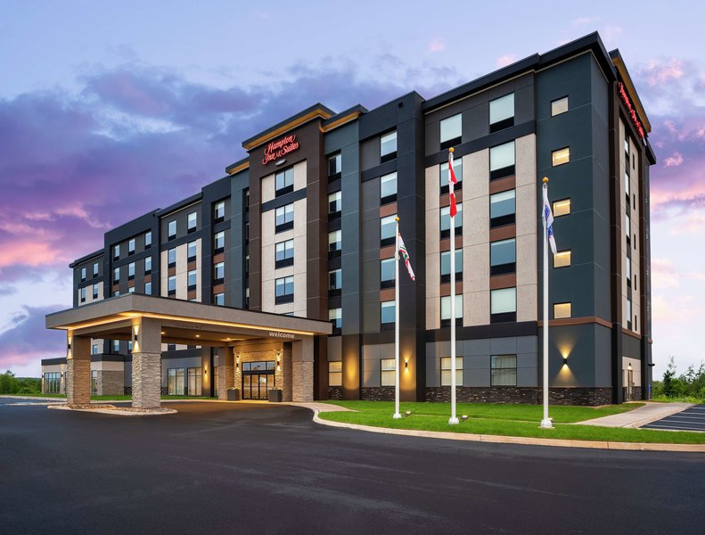 Hampton Inn & Suites Charlottetown - photo 1