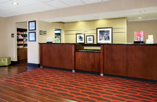 Hampton Inn  Suites Columbus Hilliard - photo 4