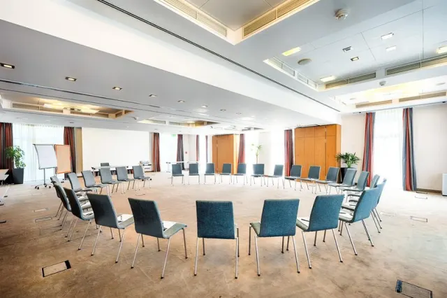 Welcome Hotel Wesel - photo 2