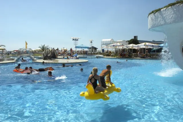 Hotel Gergana - photo 4