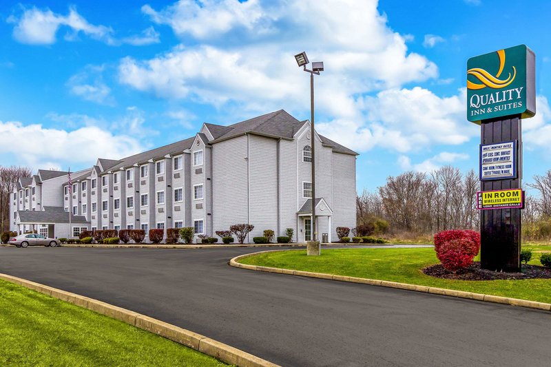 Quality Inn North Lima Boardman - photo 1