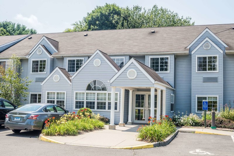 Microtel Inn  Suites by Wyndham BethelDanbury - photo 1
