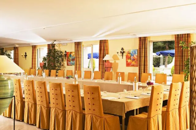 Mas d’Artigny Hotel & Spa - photo 4