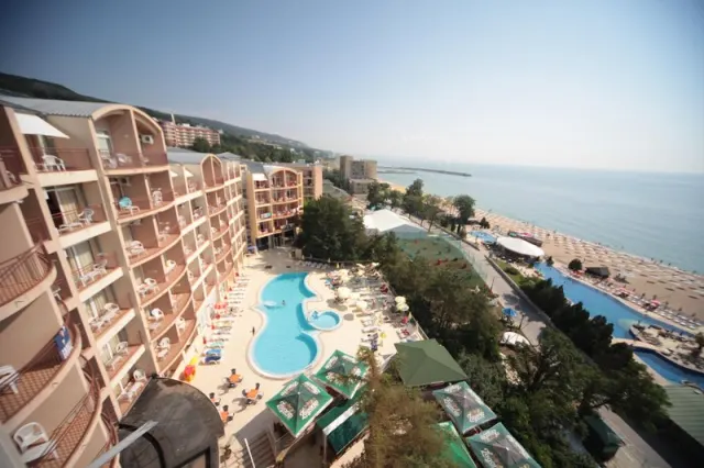 Hotel Luna - photo 2