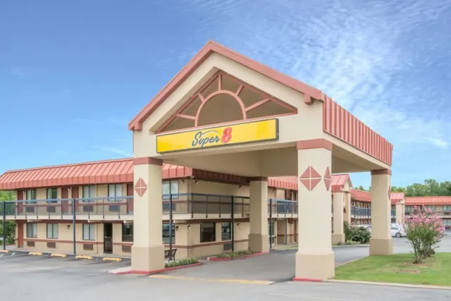 Super 8 by Wyndham Tulsa - photo 3