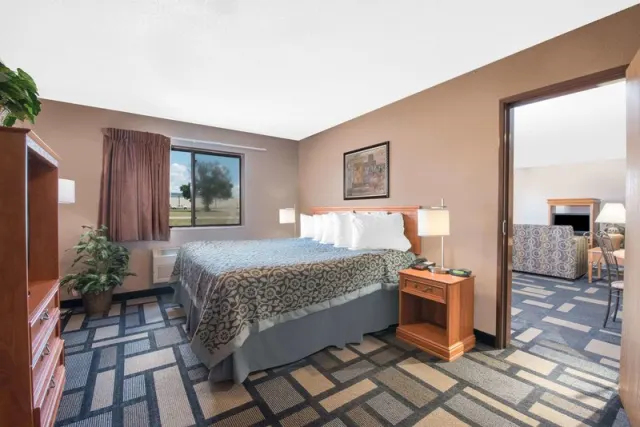 Days Inn by Wyndham Watertown - photo 4