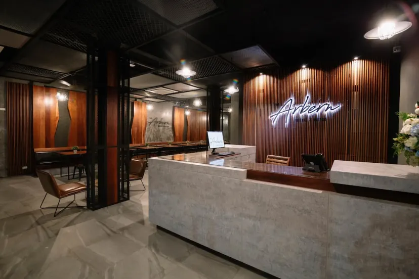 The Arbern Hostel x Bistro - photo 1