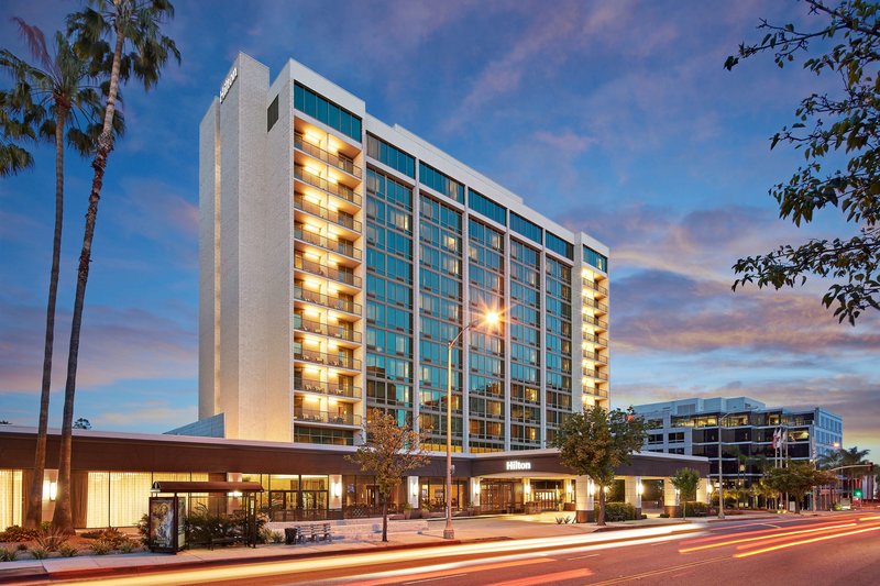 Hilton Pasadena - foto 1