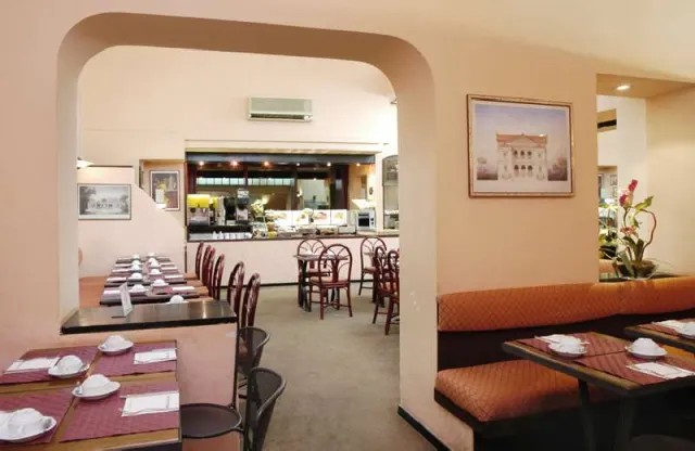 Hotel Accademia - photo 3