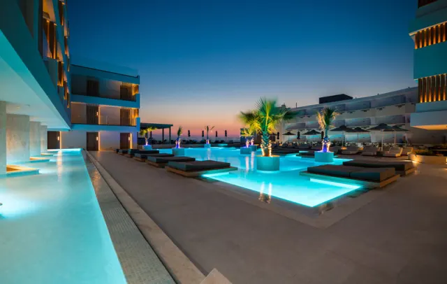 AKASHA Beach Hotel & Spa - foto 4