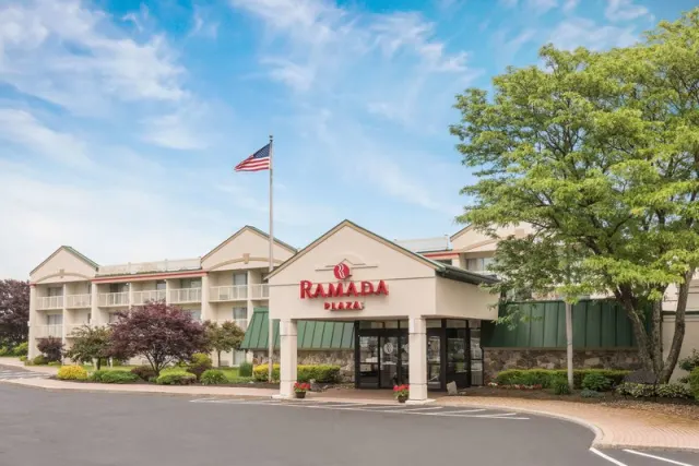 Ramada Plaza by Wyndham Portland - photo 2