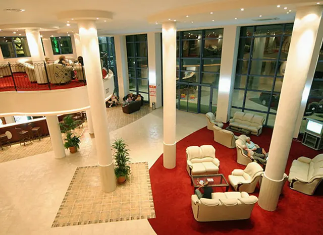 Hotel Elena - photo 4