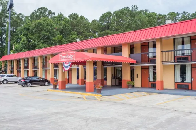 Travelodge by Wyndham Savannah AreaRichmond Hill - photo 2