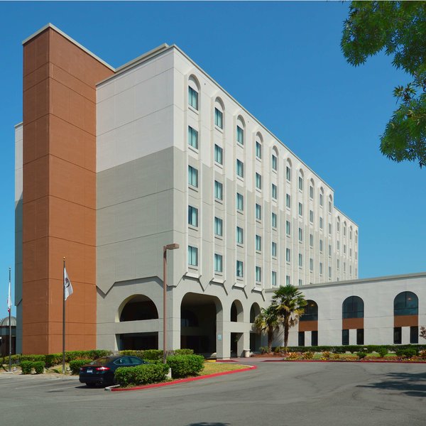 DoubleTree by Hilton Hotel Newark Fremont, California