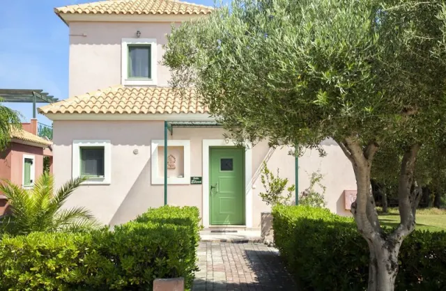 Monambeles Villas - photo 4