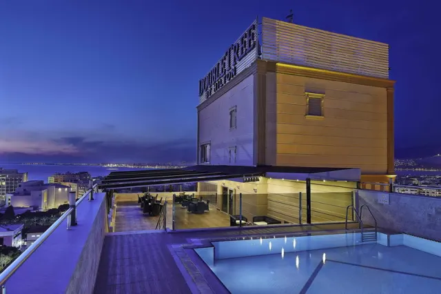 DoubleTree by Hilton Hotel Izmir Alsancak, Turkish Aegean Sea
