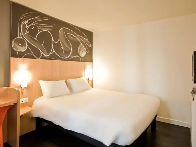 Hotel ibis Paris Père Lachaise - photo 2