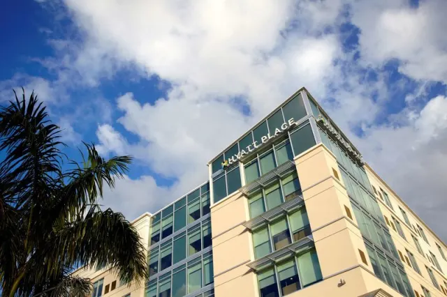 Hyatt Place Miami Airport-East - photo 2