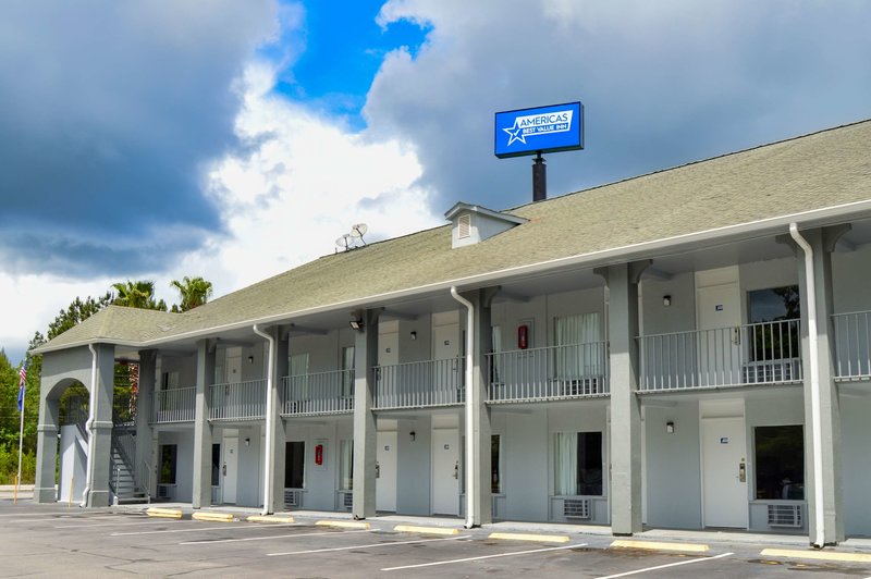 Days Inn by Wyndham Hardeeville Near Hilton Head – Foto 1