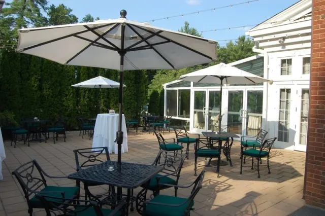Simsbury Inn - photo 3