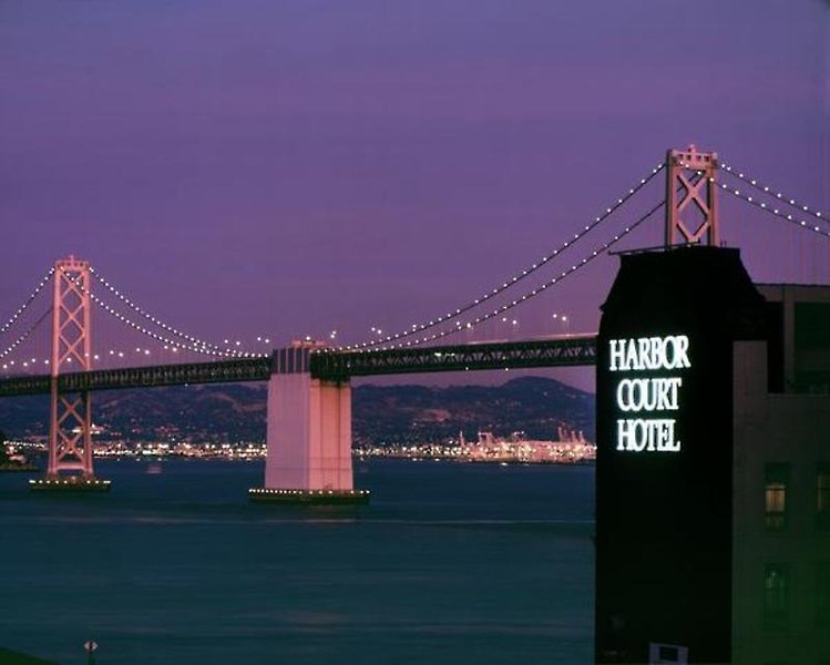 Harbor Court Hotel - photo 1