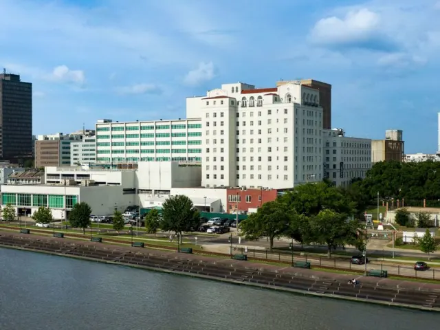 Baton Rouge Hilton - photo 4
