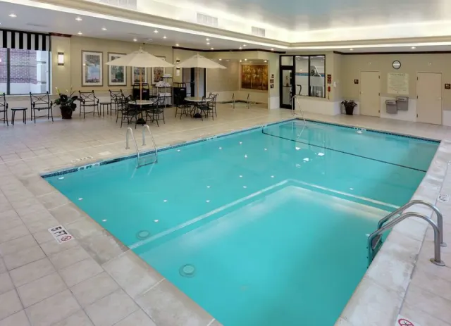 Hampton Inn HartfordAirport - photo 2