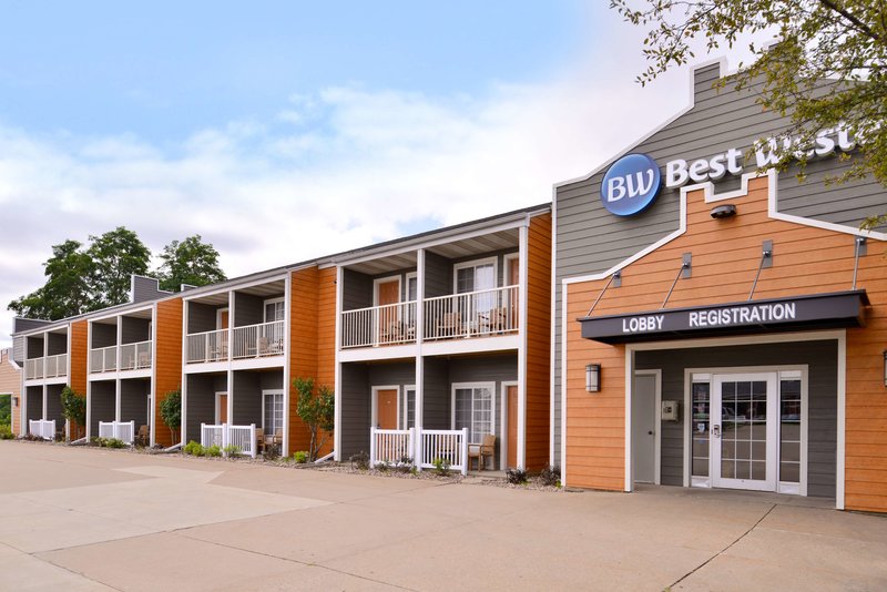Best Western Designer Inn  Suites - photo 1
