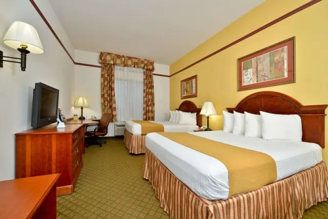 Best Western Limestone Inn & Suites - photo 4