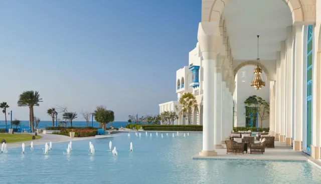 Hilton Salwa Beach Resort & Villas - foto 4