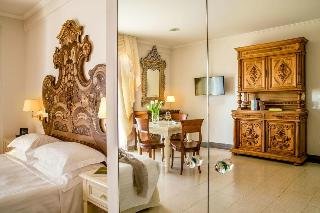 Hotel Arcom Palace