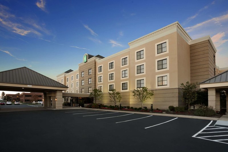 Embassy Suites Cleveland Beachwood - photo 1