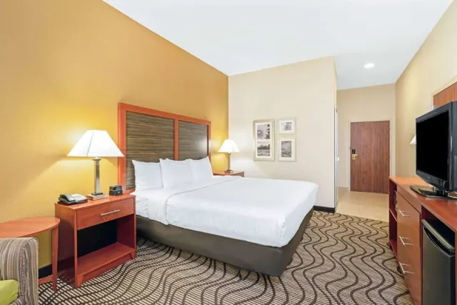 La Quinta Inn & Suites by Windham Midwest City - Tinker AFB - รูปภาพที่ 2