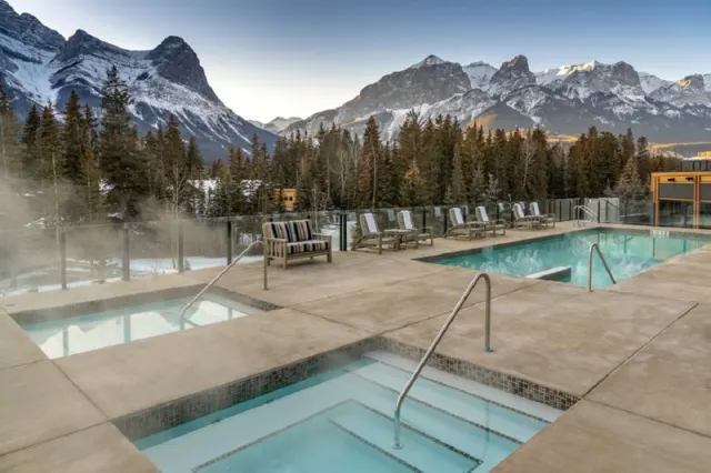 The Malcolm Hotel Canmore, Alberta