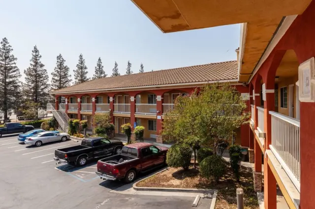Motel 6 Stockton East CA - photo 3
