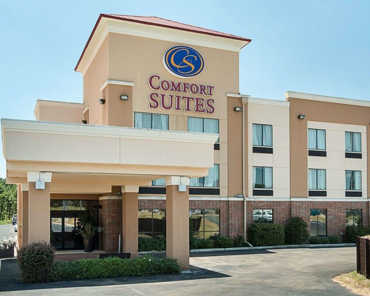 Comfort Suites — фото 1