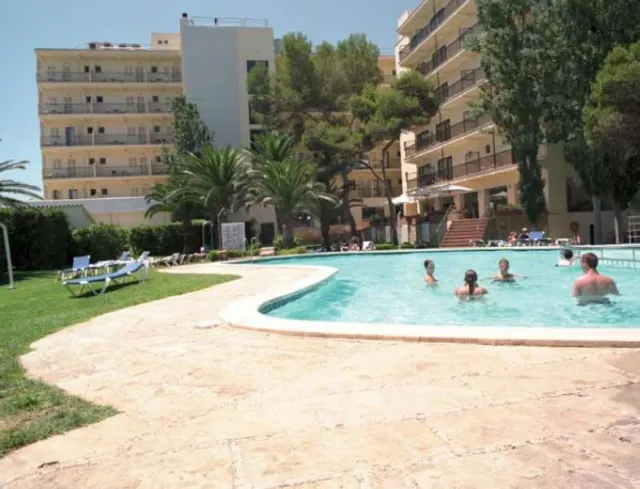 Hotel Aya - photo 3