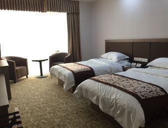 Super 8 by Wyndham Shanghai Jinshan ShiHua WeiLingLu - photo 2