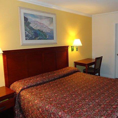 Redondo Inn and Suites - foto 4