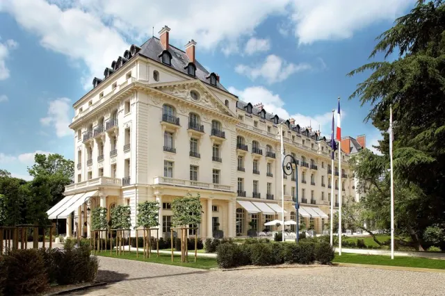 Waldorf Palace - صورة 3