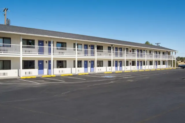 Motel 6 Madras OR - foto 4